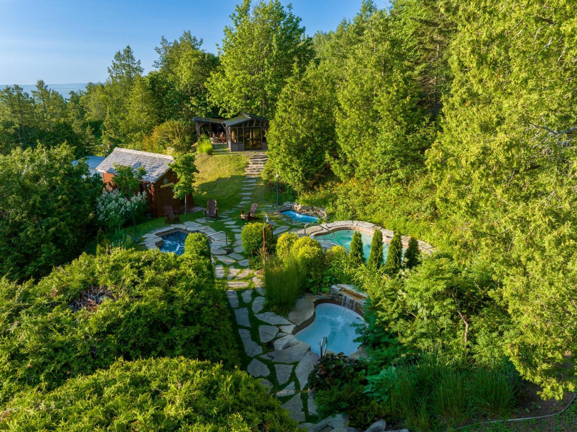 Auberge des Falaises La Malbaie Exterior foto